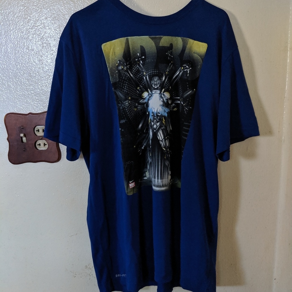 Nike Kevin Durant Marvel Short Sleeve Dri Fit XL